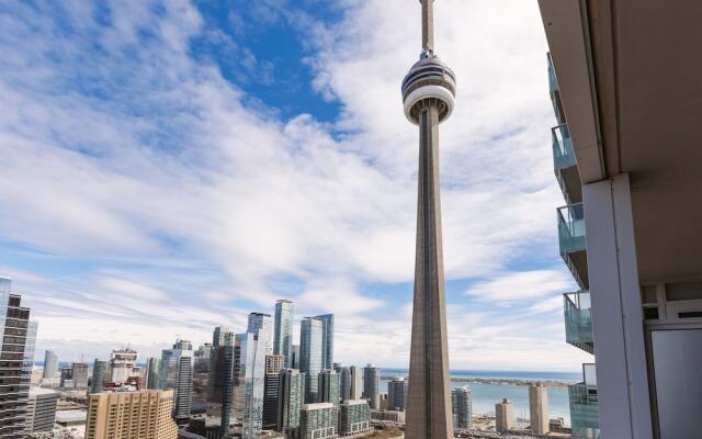 QuickStay - Stylish 2-Bedroom Downtown Condo