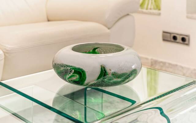 Graceful Apartment in Sevilla near Royal Alcázar