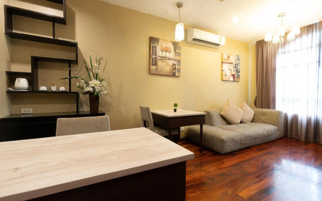 Greenview Ekkamai 10