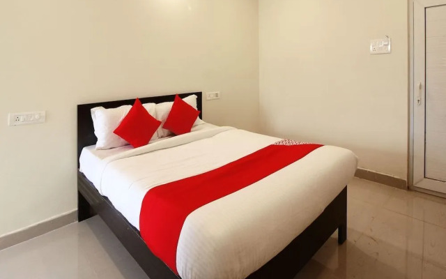Sri Vinayaka Grand by OYO Rooms