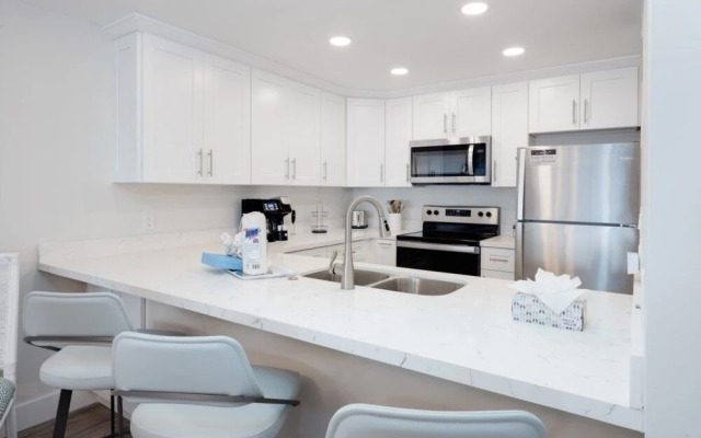 Pelicans Roost 305 2 Bedroom Condo