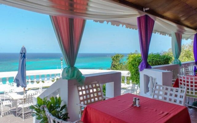Garden Beach Studios at Montego Bay Club