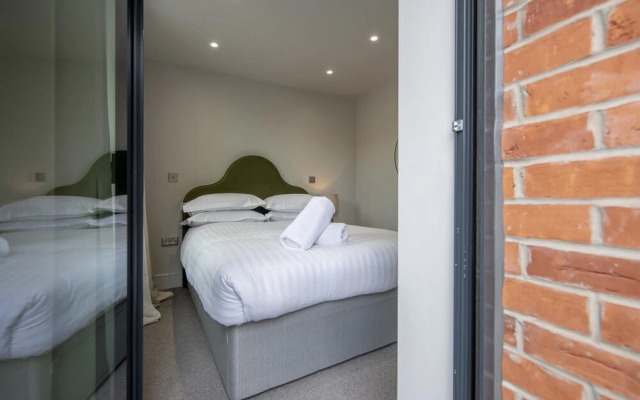 The Quadrant The Carillon Suite