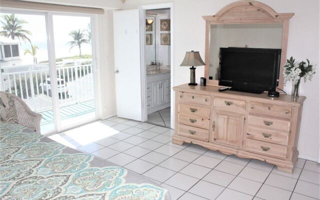 Jamaica Royale 204 - 2 Br Condo