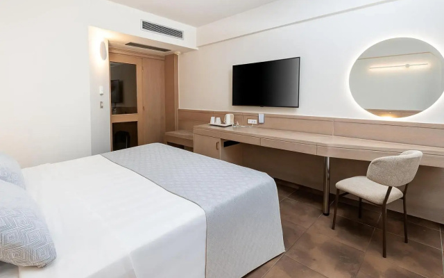 Thalassa Beach Resort - Adults Only