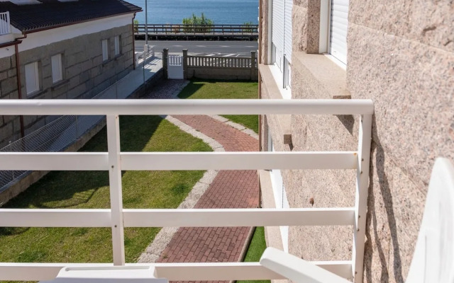 Belvilla by OYO Apartamento Lanzada