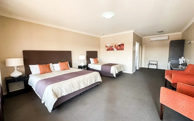 Sundowner Motel Hotel
