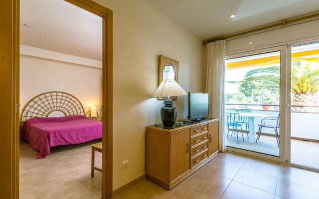 Bf-3 Calella DE Palafrugell 4 PAX