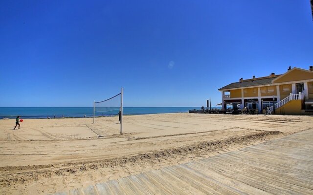 The nearest bungalow to the beach