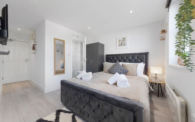 Stunning Serviced Room Crystal Palace London Se20