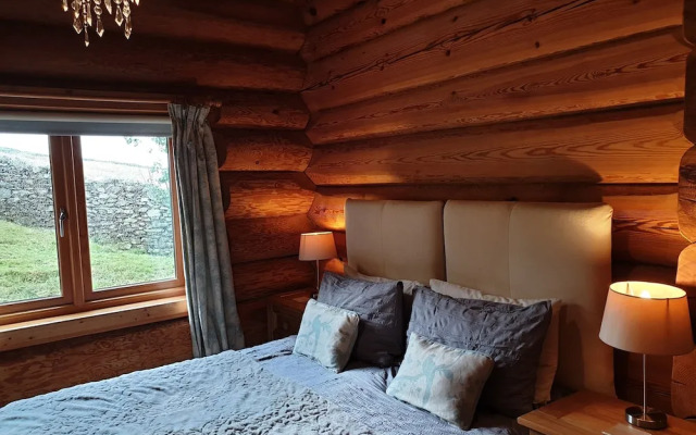 Newland Valley Log Cabins