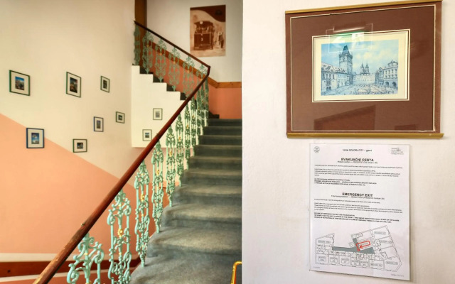 Hotel Golden City Garni