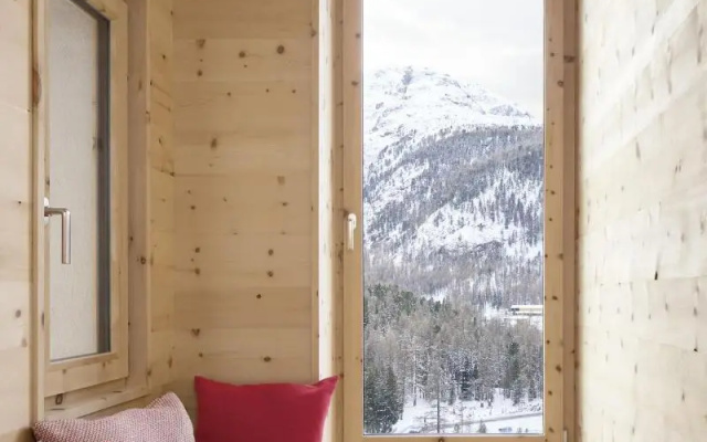 Hotel Maistra 160 – Guest Rooms – Pontresina