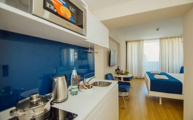 Royal Sea Breeze Apartment