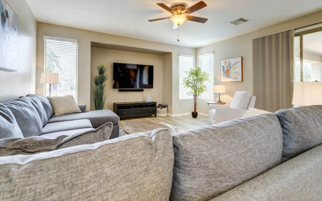 Heated Pool, Community Perks: Updated Gilbert Home