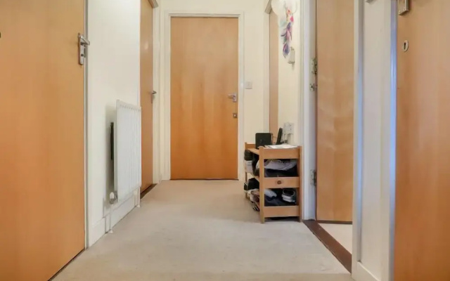 Pioneer Close