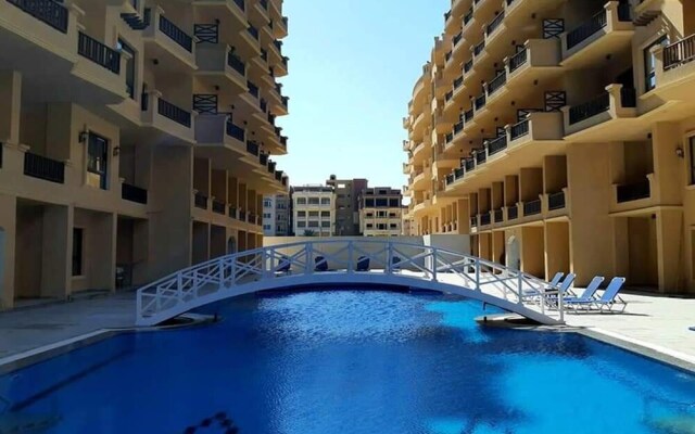 Immaculate 1-bed Apartment in Hurgada, First Line!