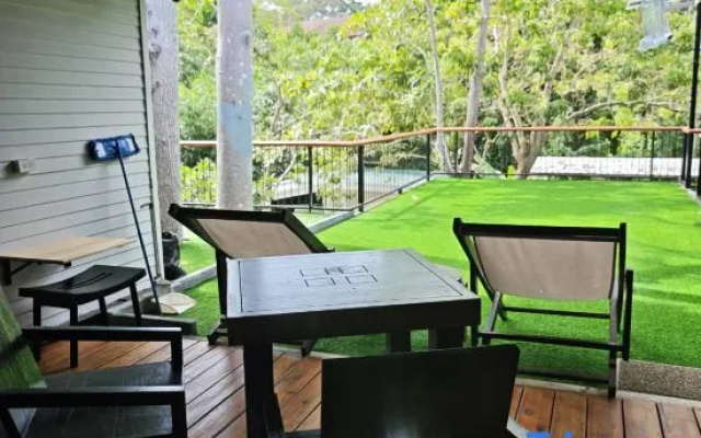 Monkey House Hostel Koh Samui