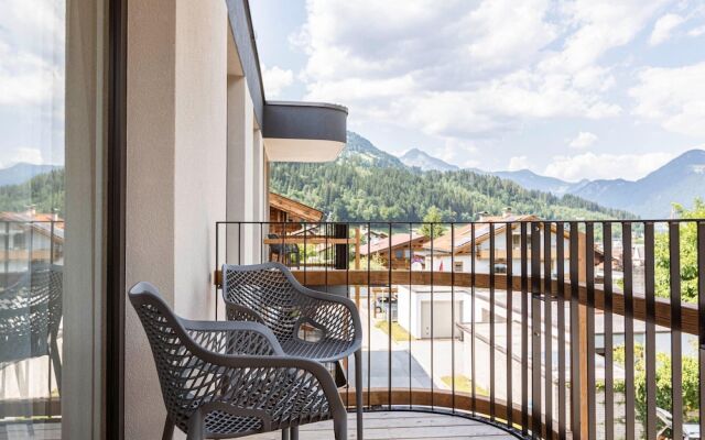 Modern Holiday Apartment With 2 Bedrooms in Fugen