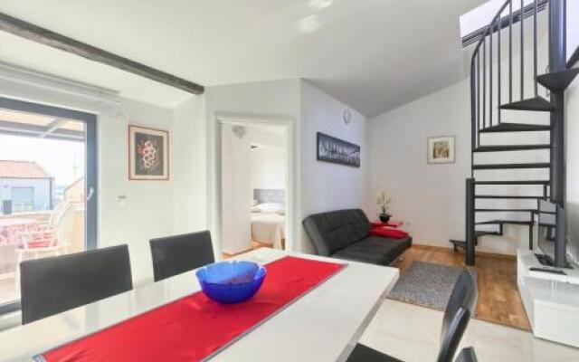 Holiday home Stinjan Prilaz Plazina
