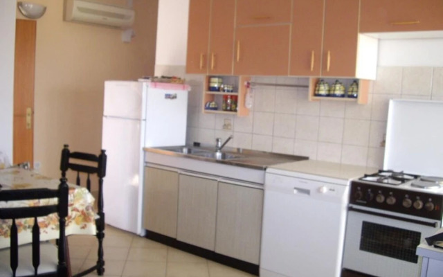 Per - 80 m From Beach - A7