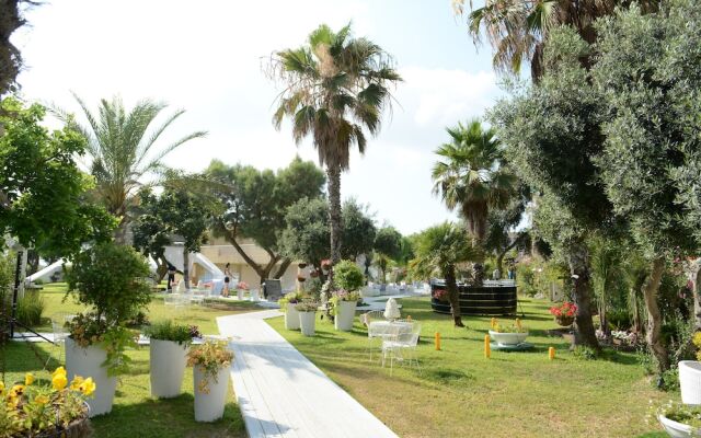 El Yam Luxury Resort