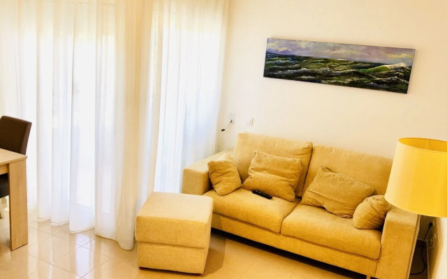 Piso Ideal Para Familias, Al Lado Del Mar