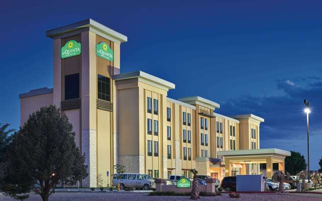 La Quinta Inn & Suites by Wyndham Carlsbad