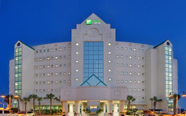 Holiday Inn Express Pensacola Beach, an IHG Hotel