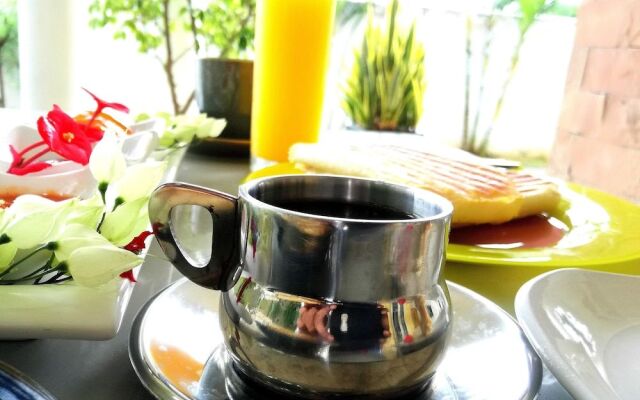 Bahama Breeze Beach Apartment B&B
