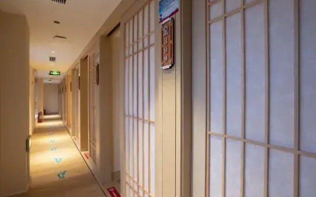 Shui Linglong Movie Hotel (Taiyuan R & F City)