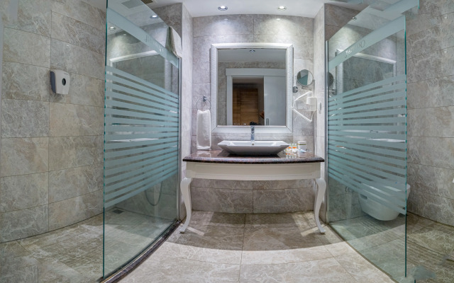 Justiniano Deluxe Resort – All Inclusive