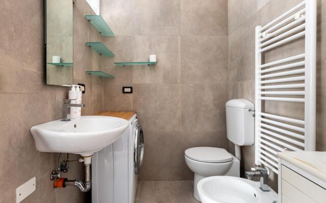 Studio Malcontenti con Terrazzo by Wonderful Italy