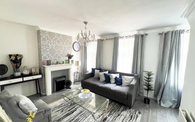 Suspire House -sleeps6-garden-bbq-coastal Retreat