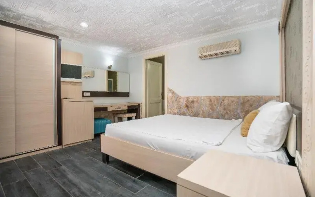 Aperion Beach  Hotel