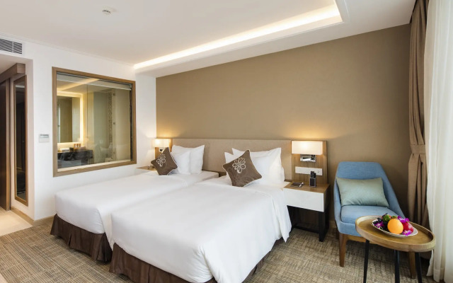 Comodo Nha Trang Hotel