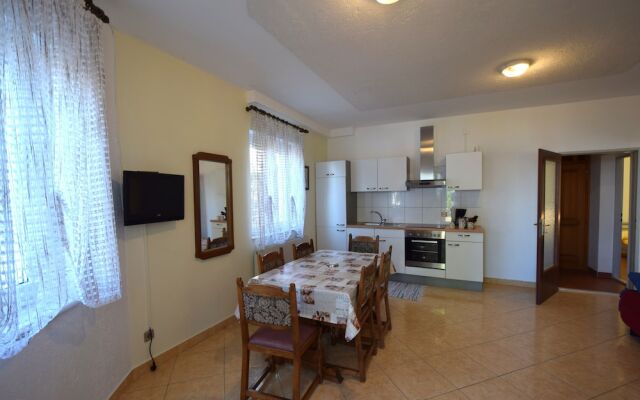 Apartments Frane