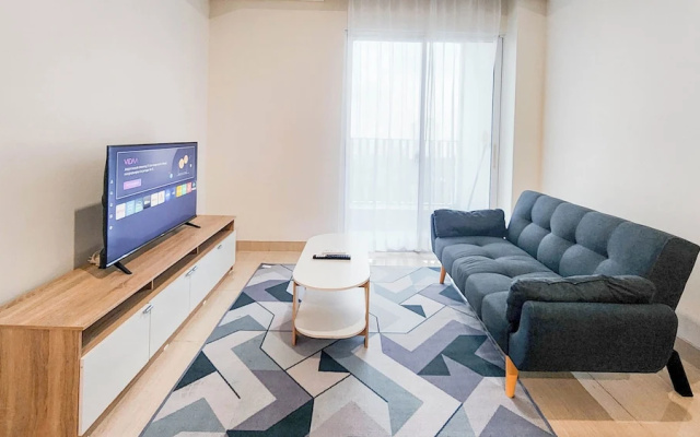 Best Deal 1Br And Modern Look At Grand Sungkono Lagoon Apartment – Guest Rooms – Surabaya
