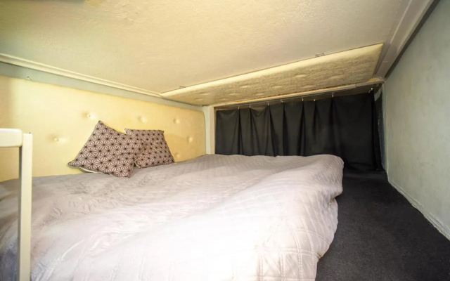 Stay-in-Art, Little Imaginary Apt, 20' to Acropolis
