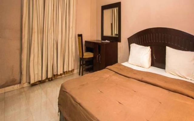 Haile Selassie Hotels And Suites