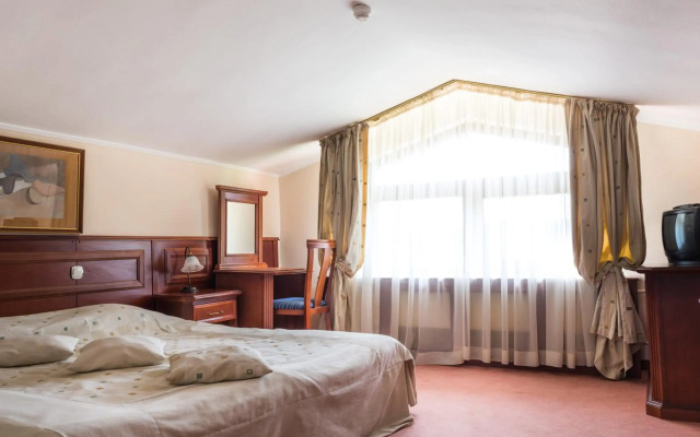 Hotel Elina