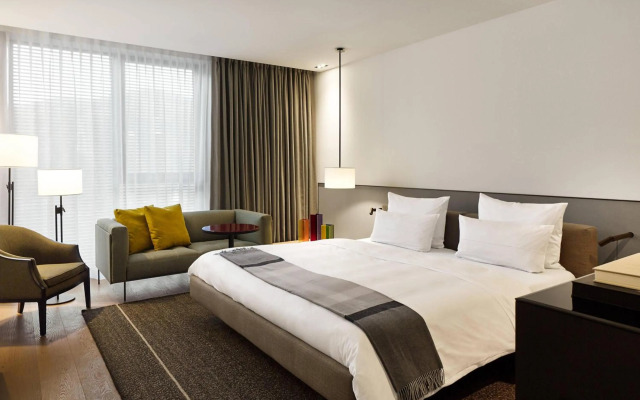 Roomers Baden-Baden, Autograph Collection