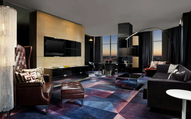 W Minneapolis - The Foshay