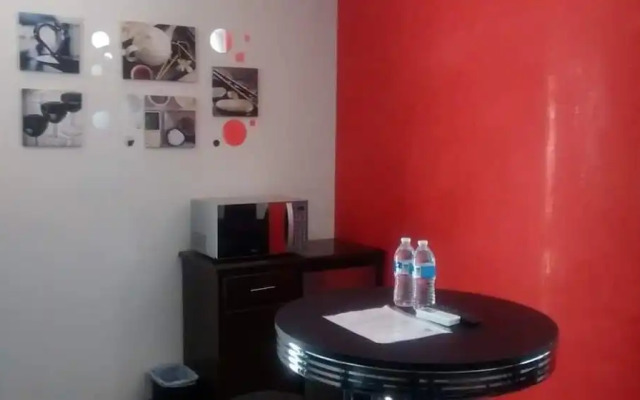 Premier Hotel Suites