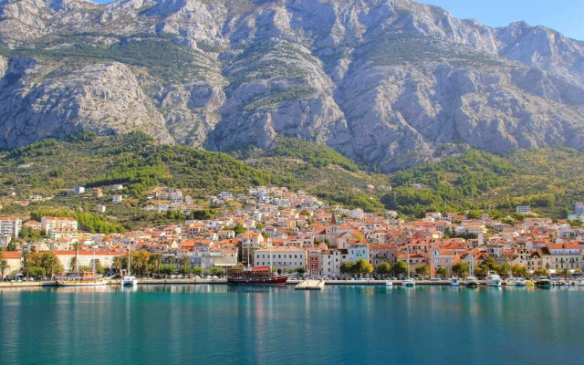 Comfortable Apartment in Makarska Near to Beach