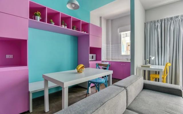 The Pop House 2-BR Apt in Mar Mkhayel