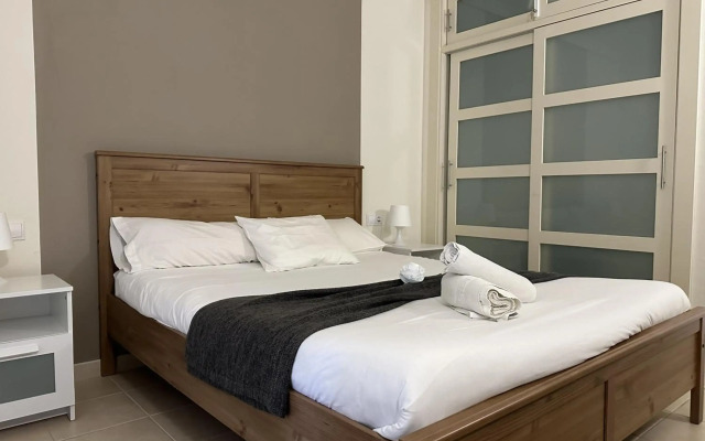 Balcon Los Gigantes B09 Free Wifi