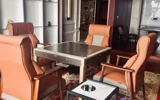 Yingjiang Kangling Hotel
