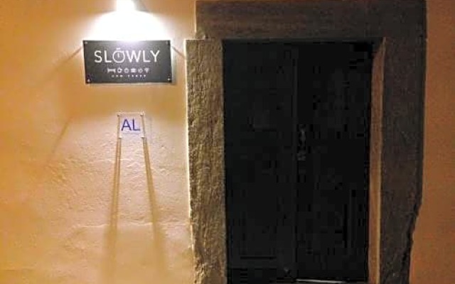 Slowly - Com Vagar