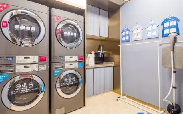 Hanting Hotel Xuchang Bayi Road